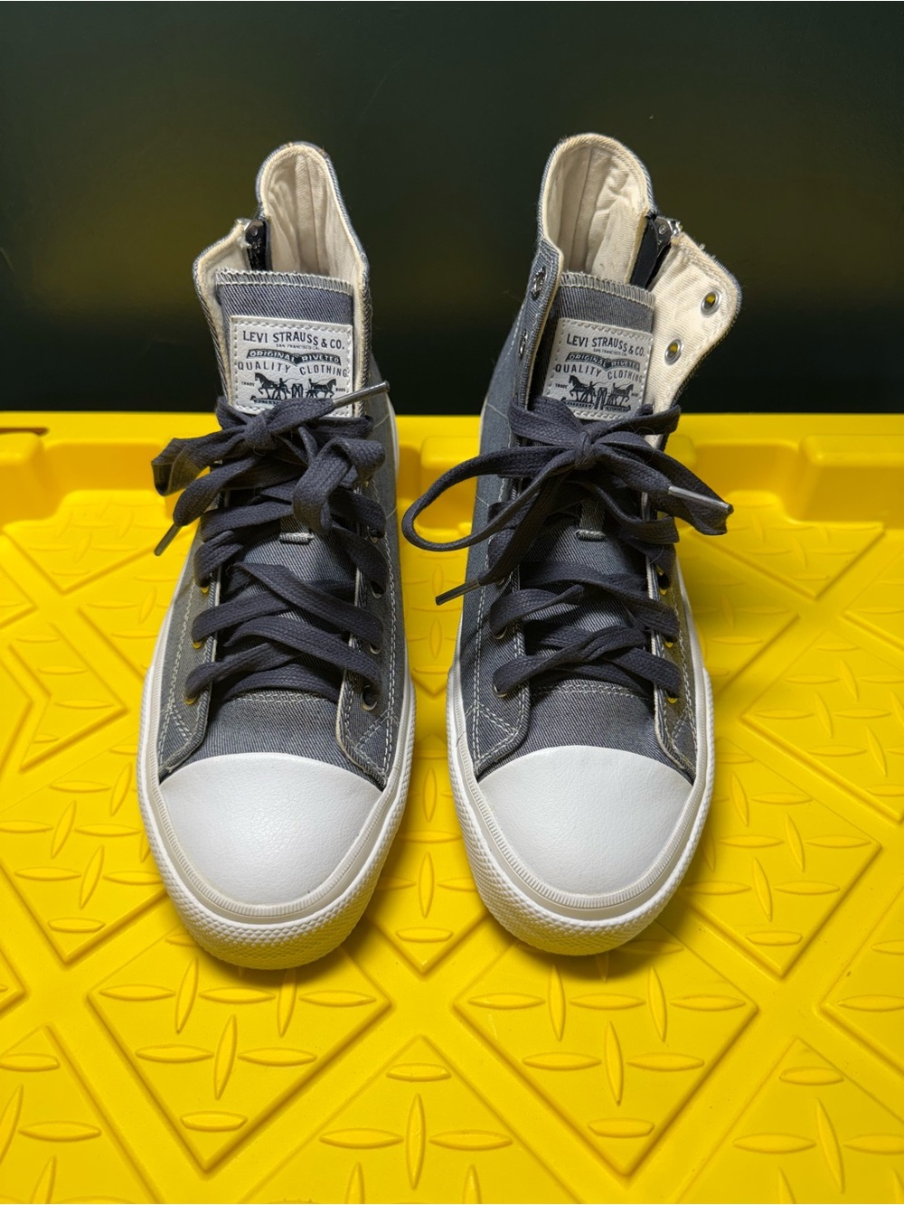 Levi's Men's High-Top Canvas Sneakers in Charcoal Gray